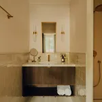 Design Zum Hirschen Aparthotel 4*