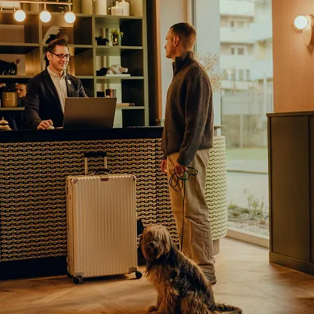 Design Zum Hirschen Apartmanhotel 4*