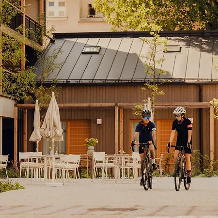 Design Zum Hirschen Apartmanhotel